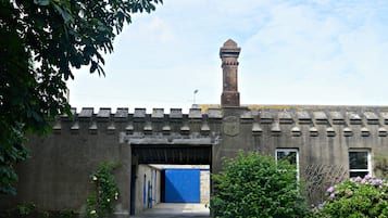 Ngoại thất