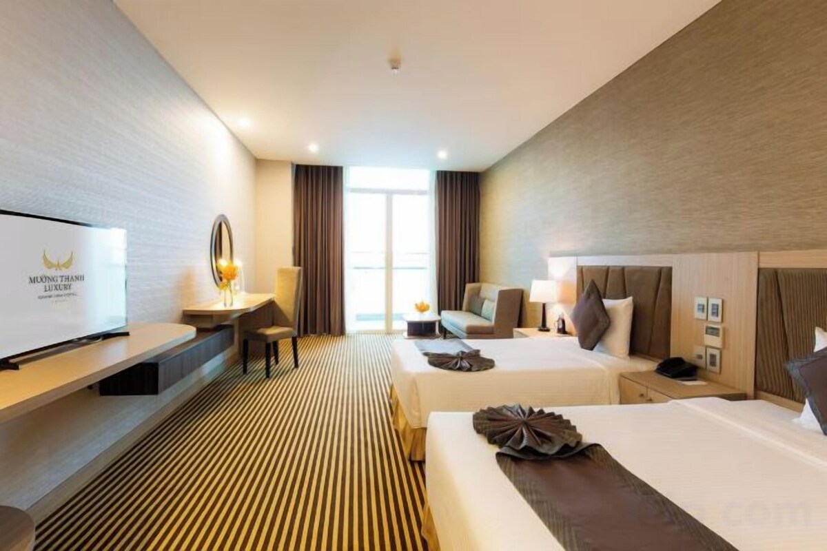 Minibar, in-room safe, desk, blackout curtains