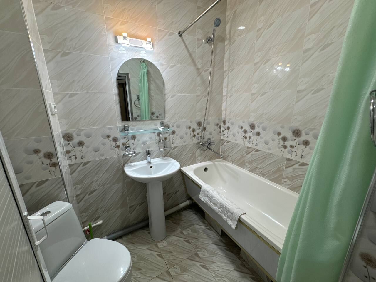 Photo - Ratmina Hotel