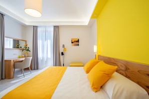 Premium bedding, down duvets, in-room safe, desk - Corte's House (Sorrento)