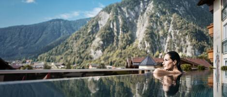 Innenpool, AuĂenpool