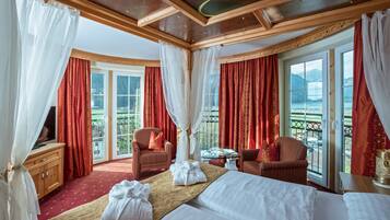 Suite Klasik, Beberapa Tempat Tidur, Bebas Asap Rokok, pemandangan danau | Brankas, Wi-Fi gratis, dan seprai linen