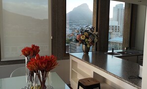 Executive Apartment, 2 Queen Beds, Accessible, Mountain View | Mountain view - Cartwrights Apartments (Cape Town)