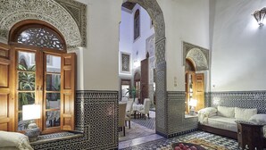 Sala de estar en el lobby