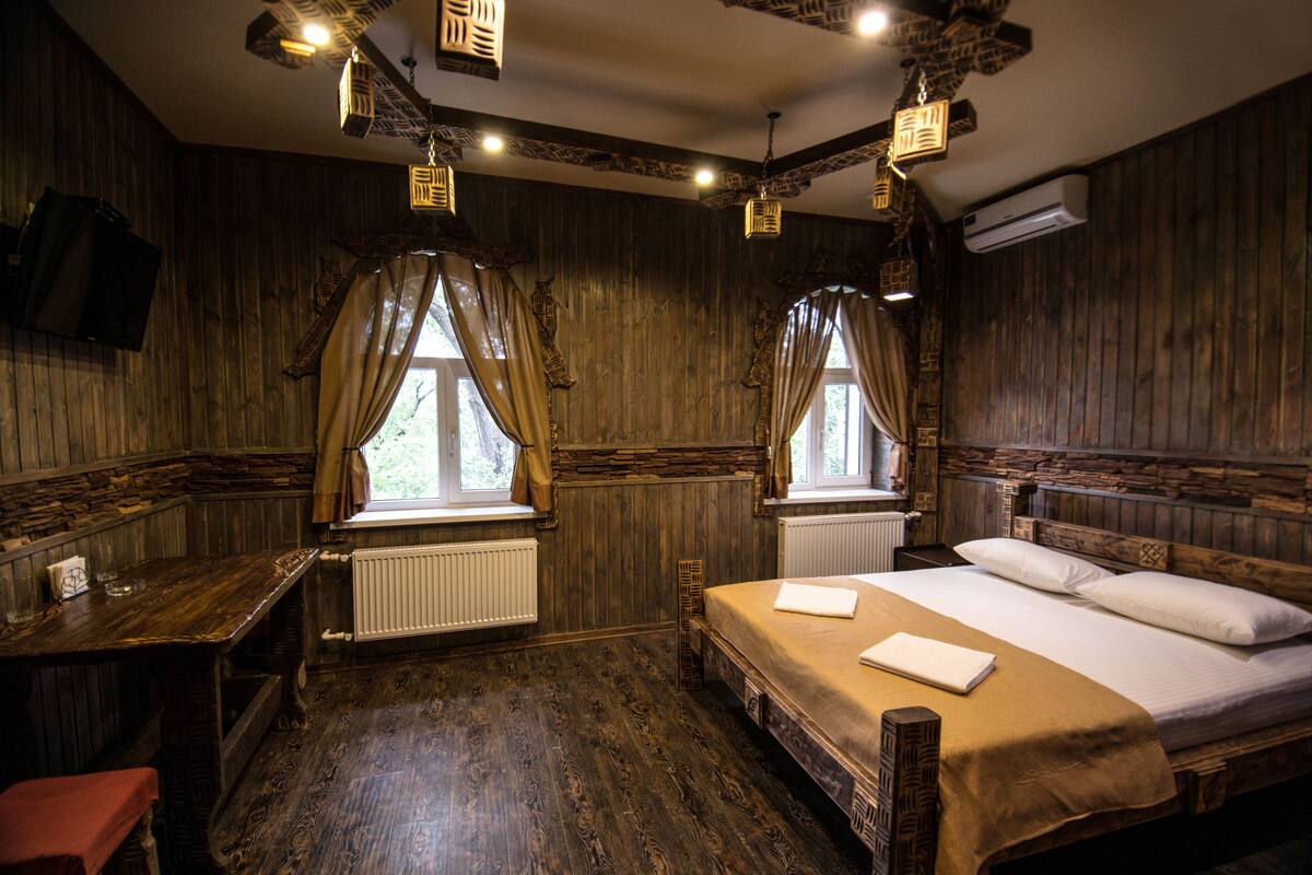 Tripla Deluxe, 1 letto queen, non fumatori | Con stile personalizzato, con arredamento individuale, tende oscuranti