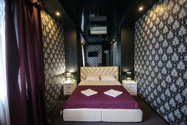 Doppia Deluxe, 1 letto queen, non fumatori | Con stile personalizzato, con arredamento individuale, tende oscuranti