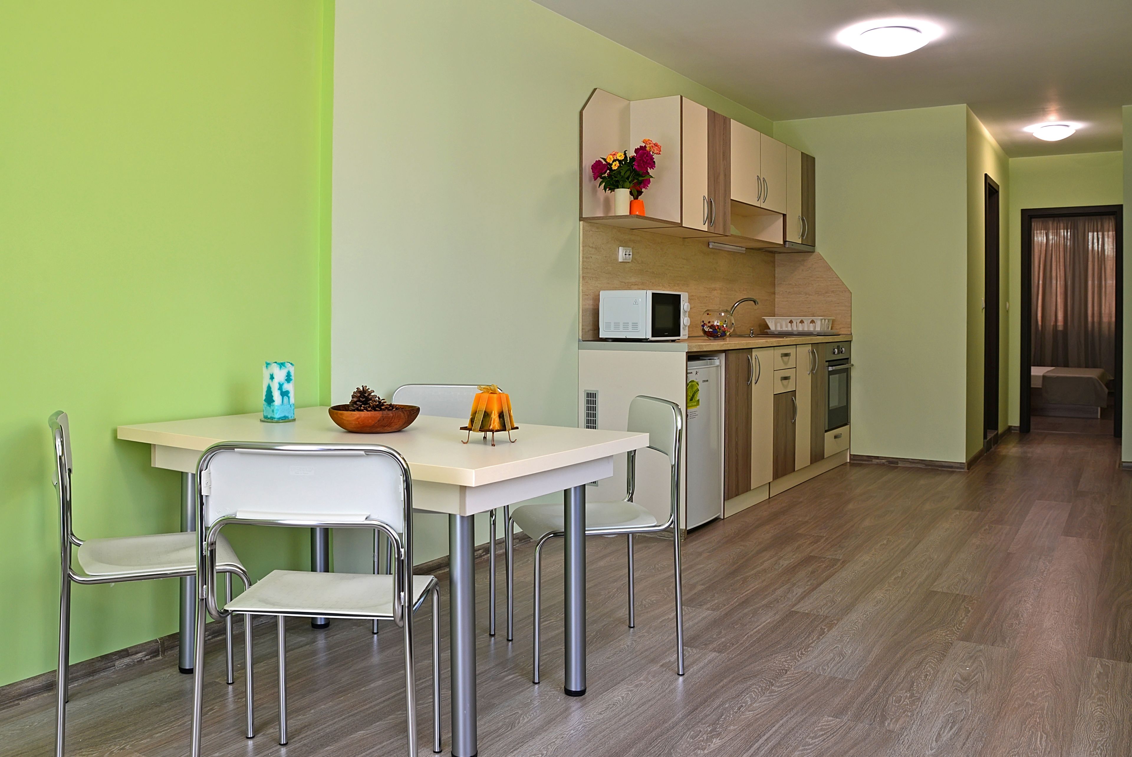 fresh morning apartment | private kitchenette | cookware/dishes/utensils