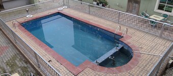 Akma Signature Hotel & Suites