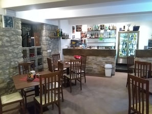 Bar (on property) - Albergo Ristorante Bismantova (Castelnovo ne' Monti)