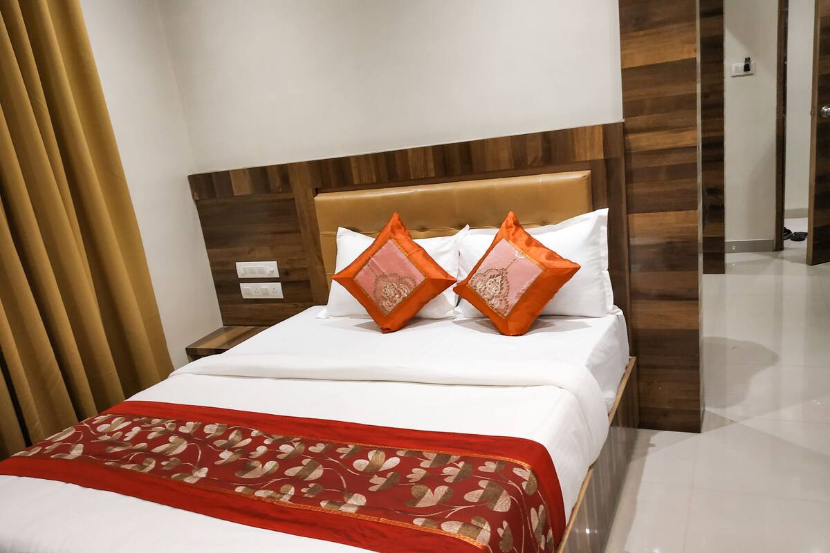 Quarto casal, 1 cama de casal, para não fumantes | Wi-Fi de cortesia
