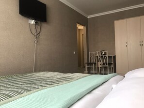 7 Schlafzimmer, Zimmersafe, WLAN, Bettwäsche