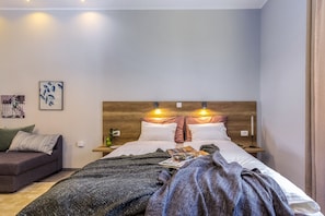 Departamento Deluxe, 1 cama matrimonial y sofá cama (2) | Ropa de cama hipoalergénica y camas con efecto memoria