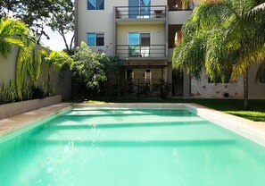 Piscina a l'aire lliure