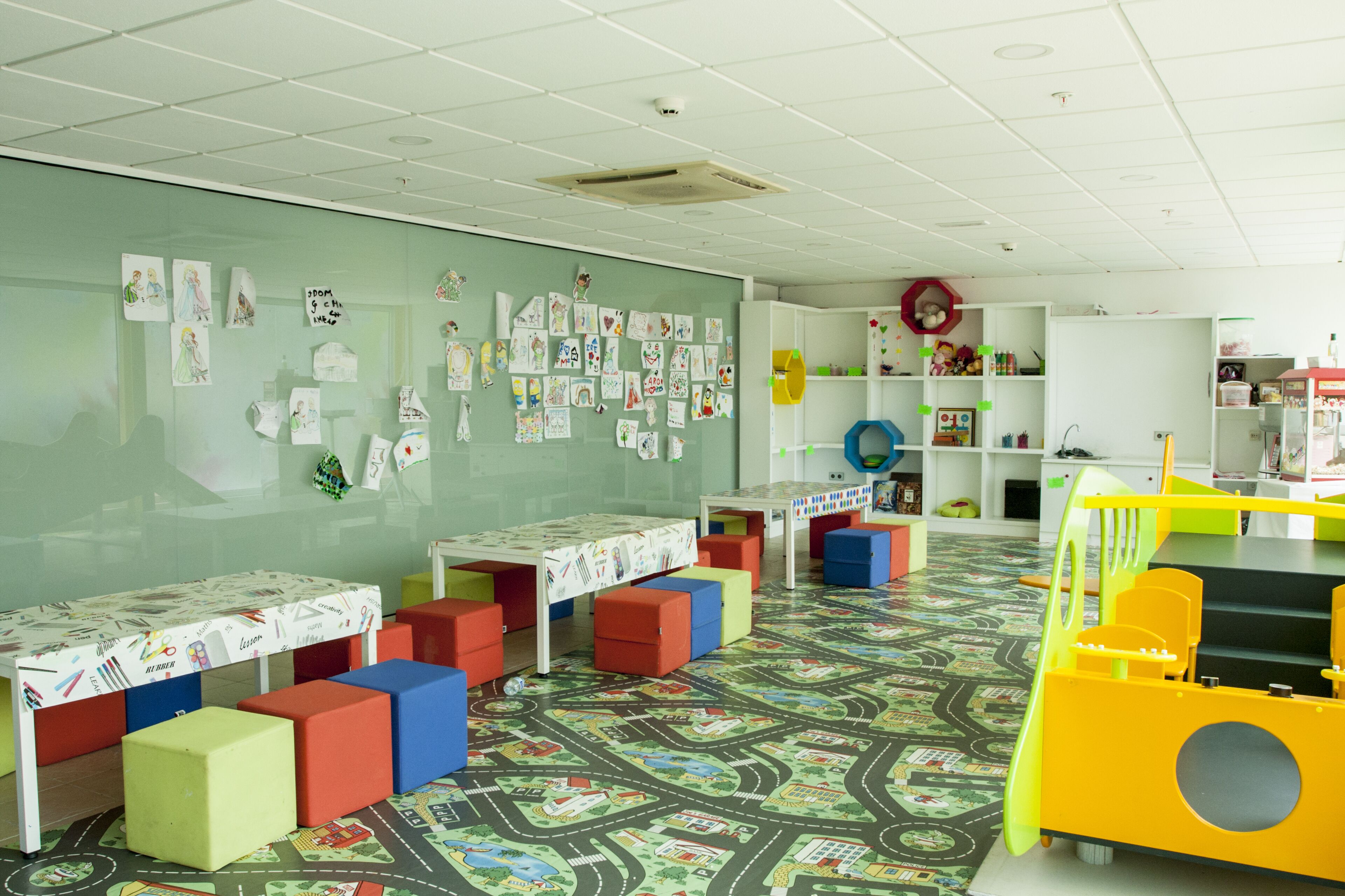 children’s play area – indoor
