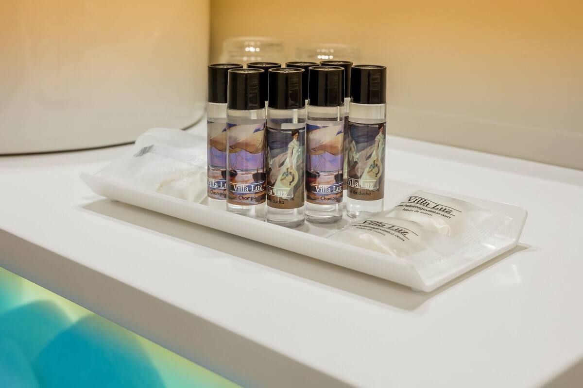 room (residence supreme 2 adults) | desk, blackout curtains, free wifi, bed sheets