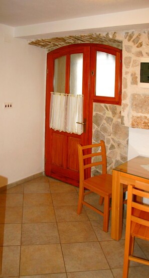 تناول الطعام