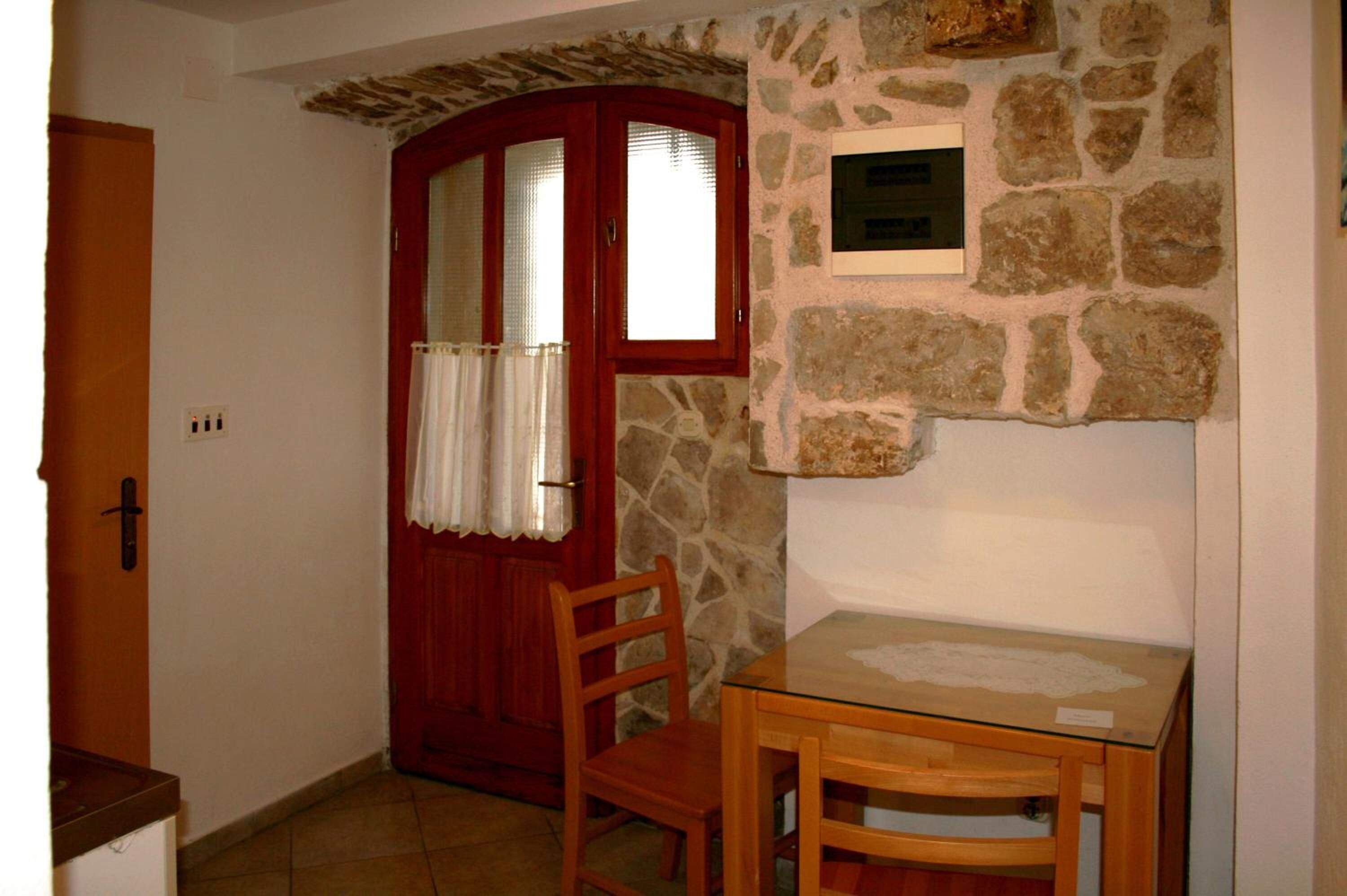 Soundproofing, iron/ironing board, free WiFi, bed sheets