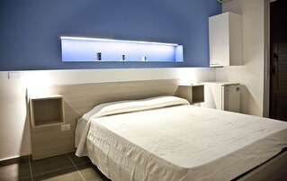 双人房, 城市景观 | 埃及棉床单、羽绒被、记忆海绵床垫、办公桌