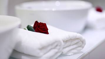 Chậu rửa trong phòng tắm