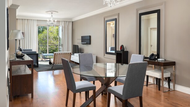 Luxe appartement, 2 slaapkamers, uitzicht op de stad | Woonruimte