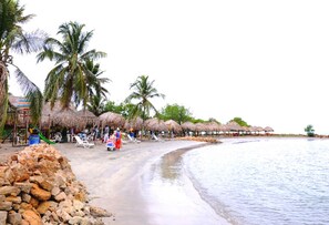 Family Apartment, Multiple Beds, Non Smoking | Beach/ocean view - Apartamentos Vacacionales Coveñas (Coveñas)