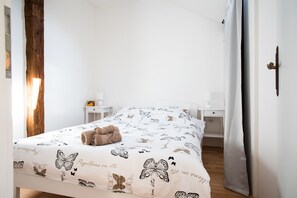 Apartamento luxo, 1 quarto, vista para a cidade | 1 quarto, cofres nos quartos, cortinas blackout