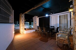 Outdoor dining - Lotus Villa, Praia da Ora - Albufeira (Albufeira)