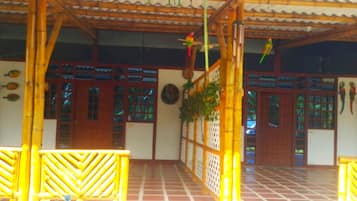 Perincian bahagian luar