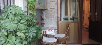 아파트먼트 페라