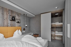 2 bedrooms, free WiFi