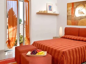 1 bedroom