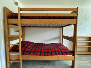 1 Schlafzimmer