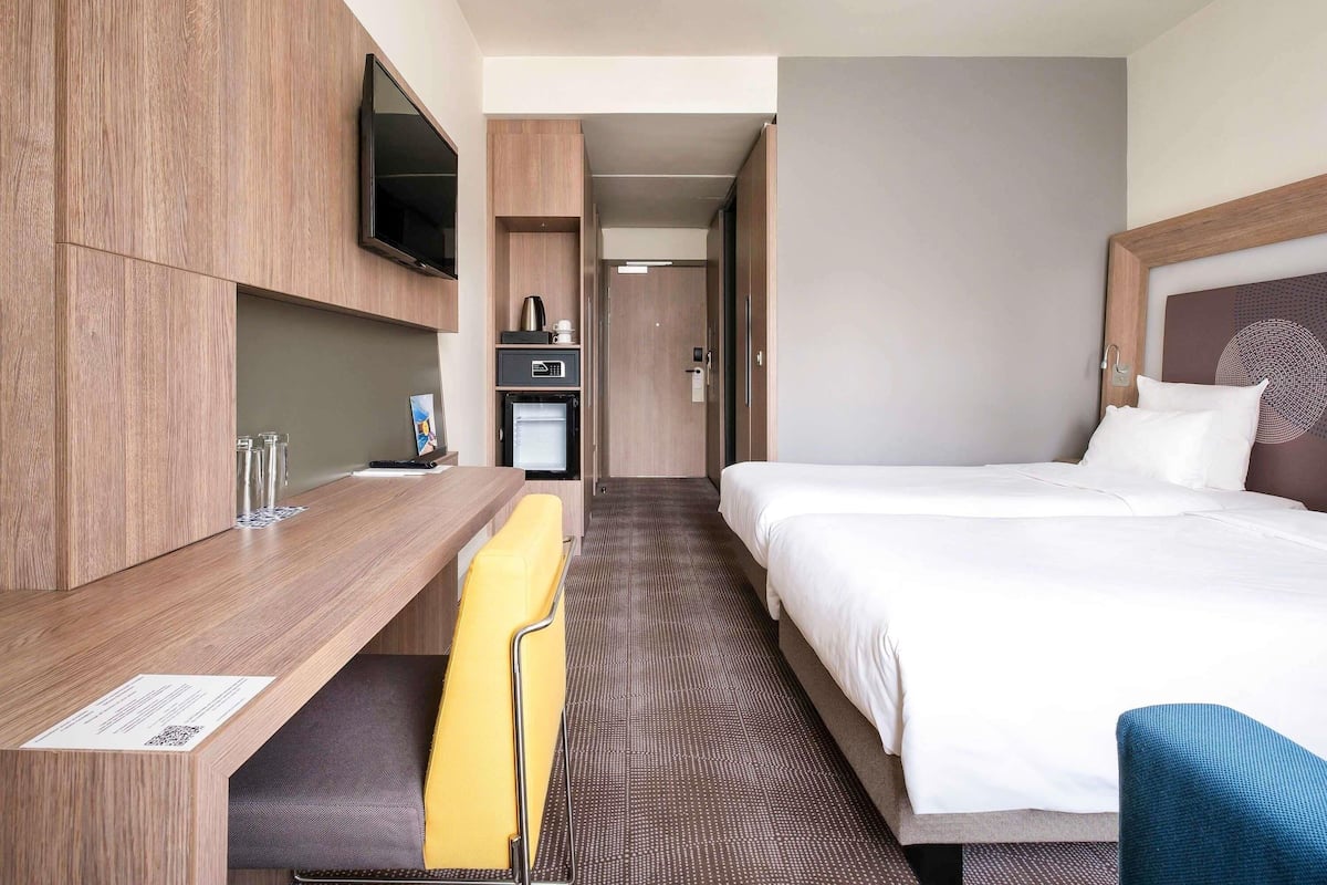 Chambre Standard, 2 lits jumeaux | 1 chambre, minibar, coffre-fort, bureau