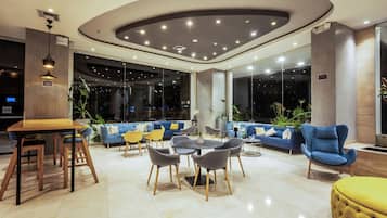 บริเวณนั่งเล่นที่ล็อบบี้