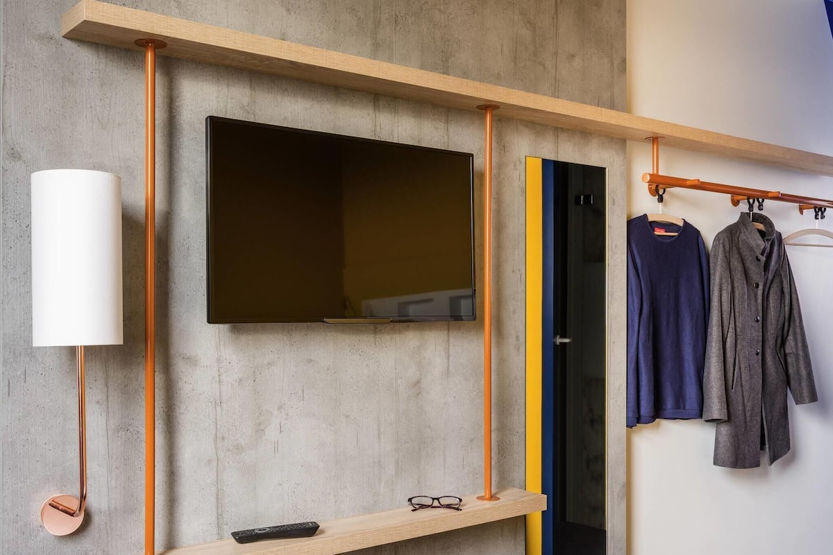 Wifi gratis y acceso para silla de ruedas