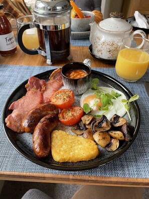 Free daily full breakfast