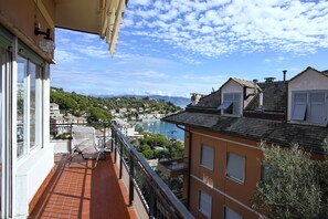 Apartment, 2 Bedrooms, Balcony | Balcony view - Gioia con Vista (Portovenere)