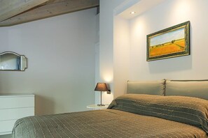 3 camere, culla da viaggio, Wi-Fi, lenzuola