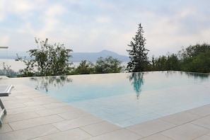 Outdoor pool - Stunning Family Friendly Italian Lakes 3 bed Villa With Pool, Wifi, Bbq, Lake Views (Lesa)