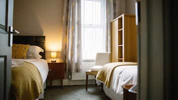 Duplex Apartment | Blackout curtains, soundproofing, iron/ironing board, free WiFi