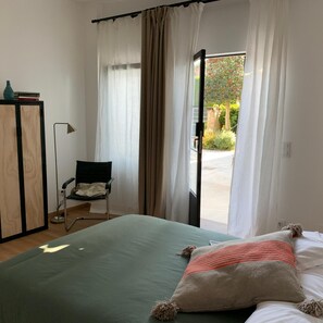Ropa de cama de alta calidad, edredones de plumas, cortinas opacas