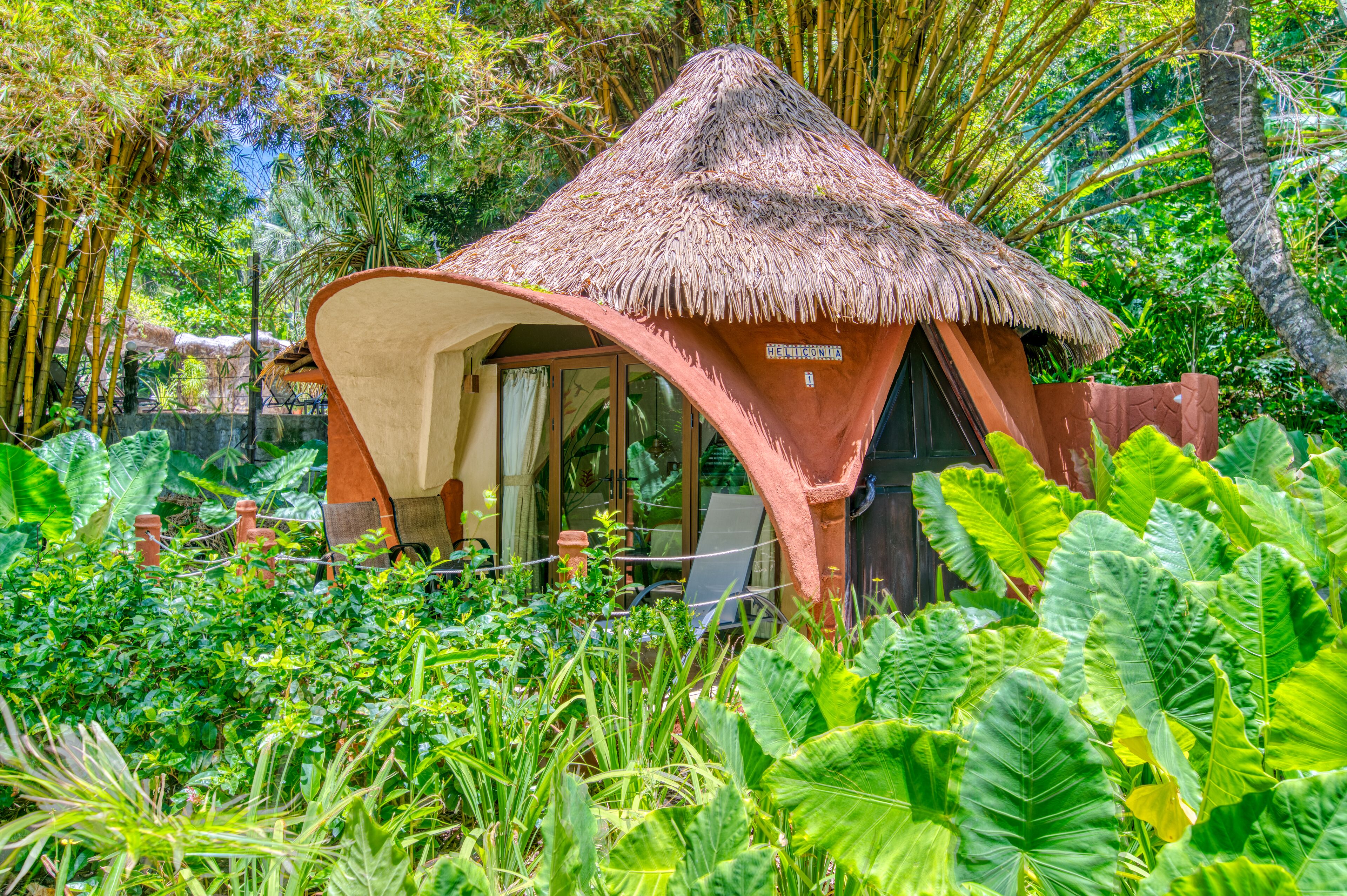 basic bungalow, 1 queen bed, ocean view, beachfront | 1 bedroom, in-room safe, free wifi, bed sheets