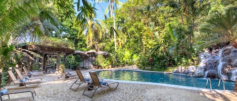 Udendørs pool, liggestole