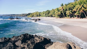 Na praia