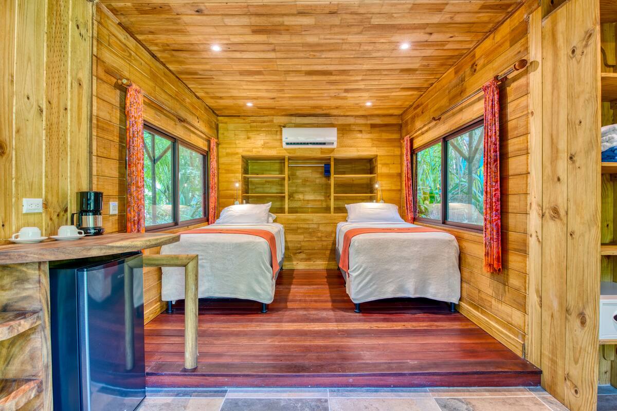 cabina | 1 bedroom, in-room safe, free wifi, bed sheets