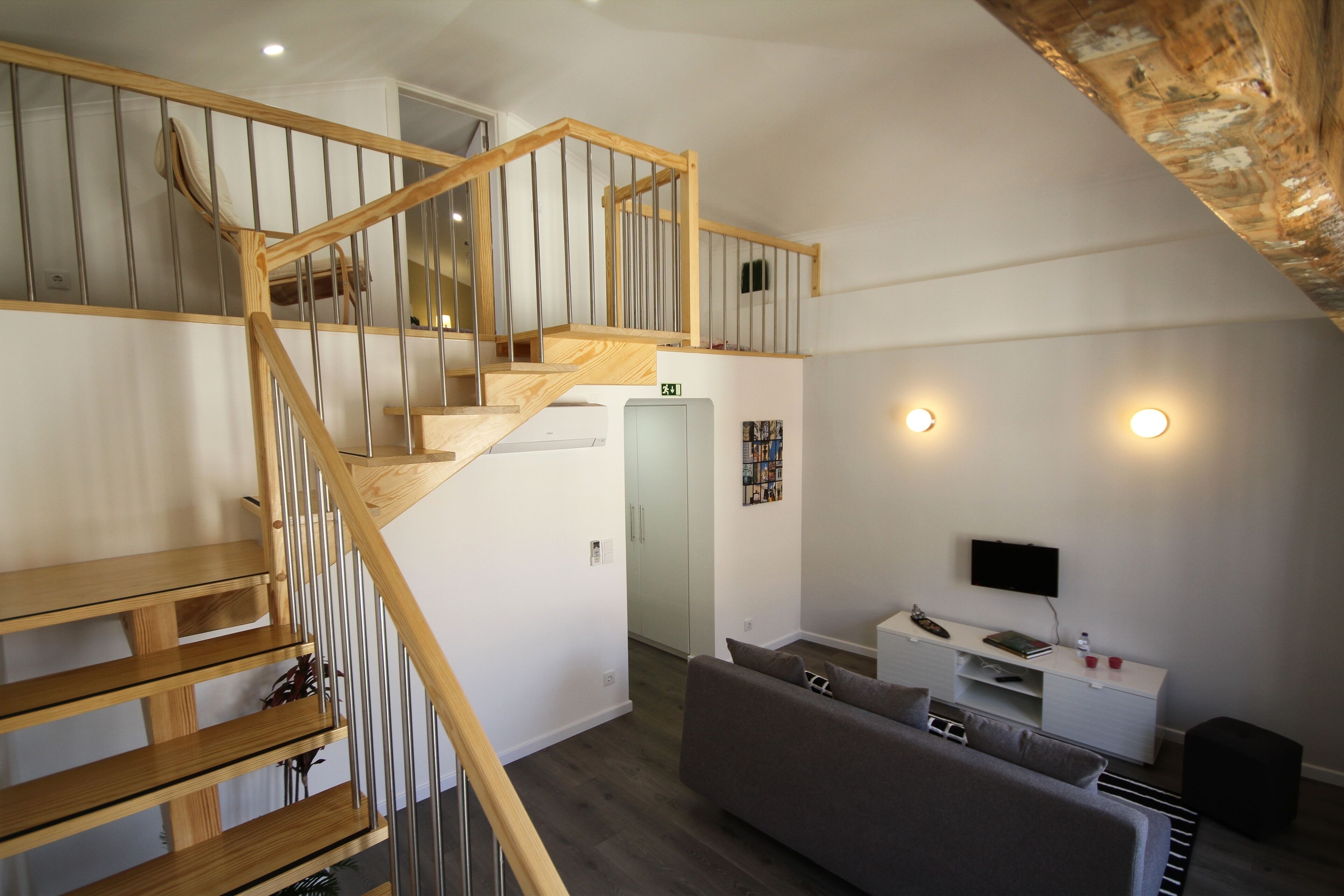 家庭公寓, 1 间卧室, 河景 (Panoramic House) | 笔记本电脑工作区、熨斗/熨衣板、免费 WiFi、床单