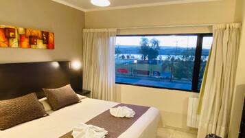 Sistema de insonorización, wifi gratis y ropa de cama