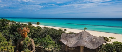 المنشأة من الخارج