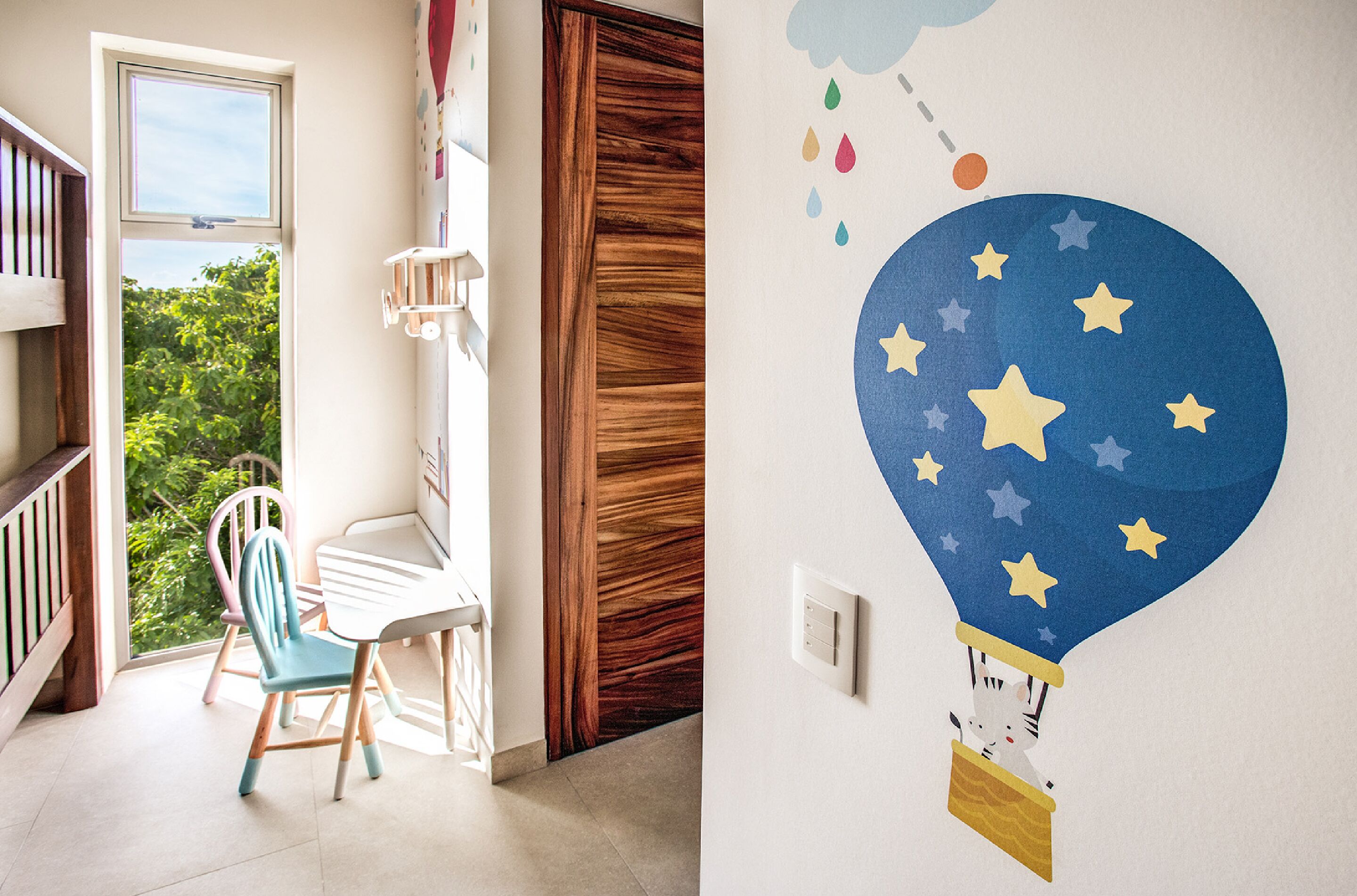 Premium bedding, free minibar, in-room safe, blackout drapes