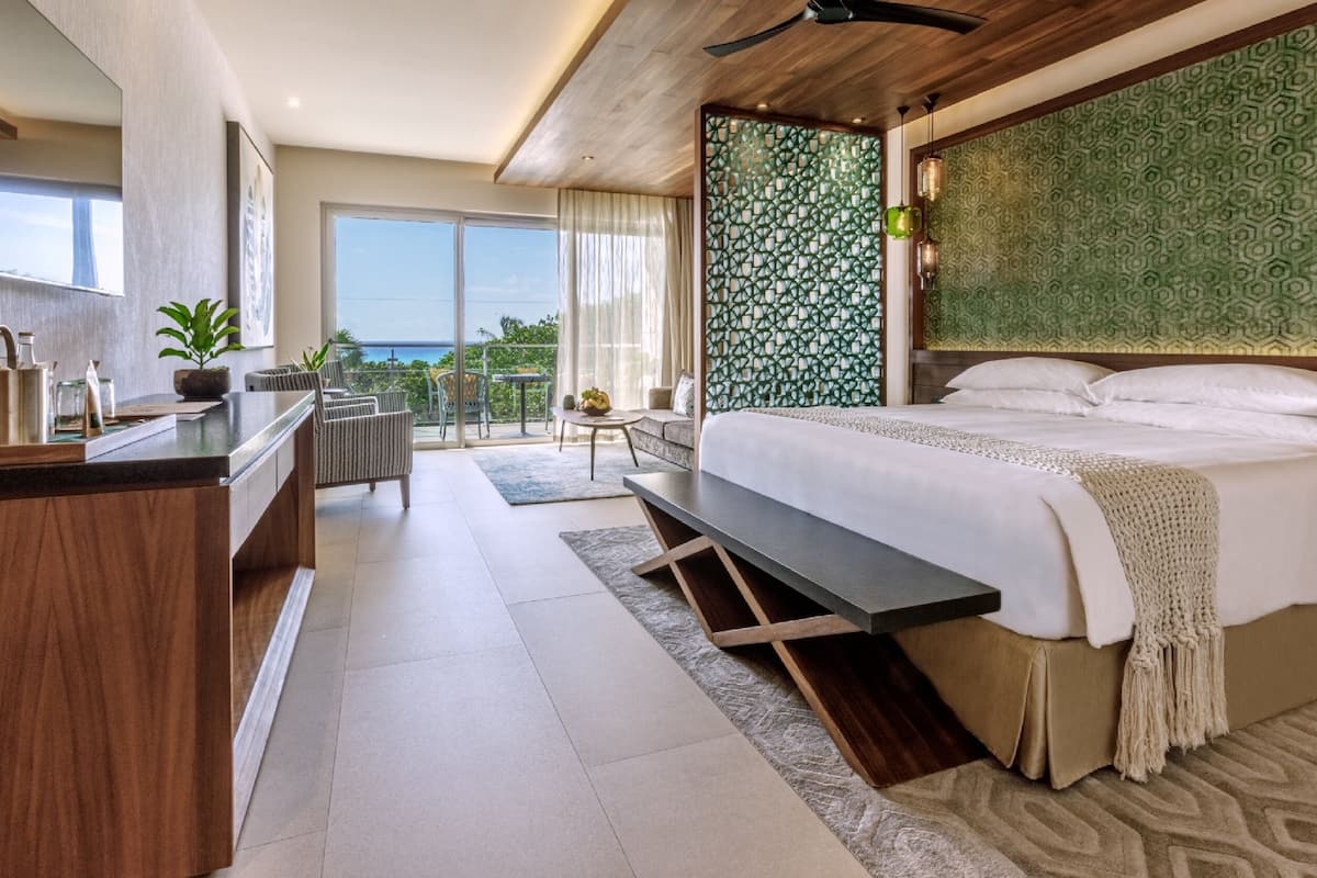 King Suite | Hochwertige Bettwaren, kostenlose Minibar, Zimmersafe